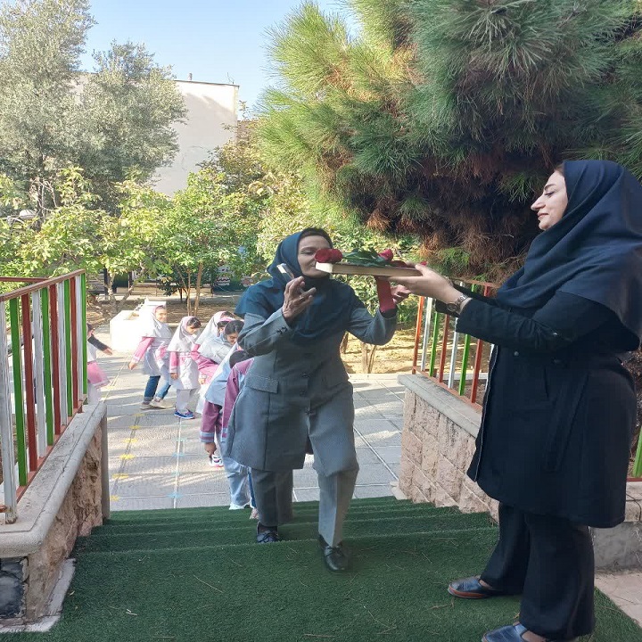 دبستان آیین زندگی