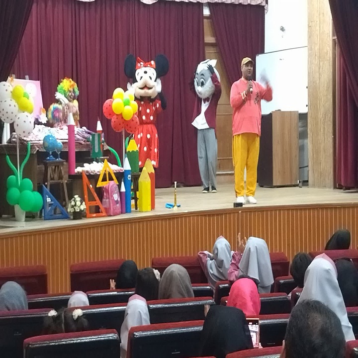 جشن شکوفه ها آیین زندگی