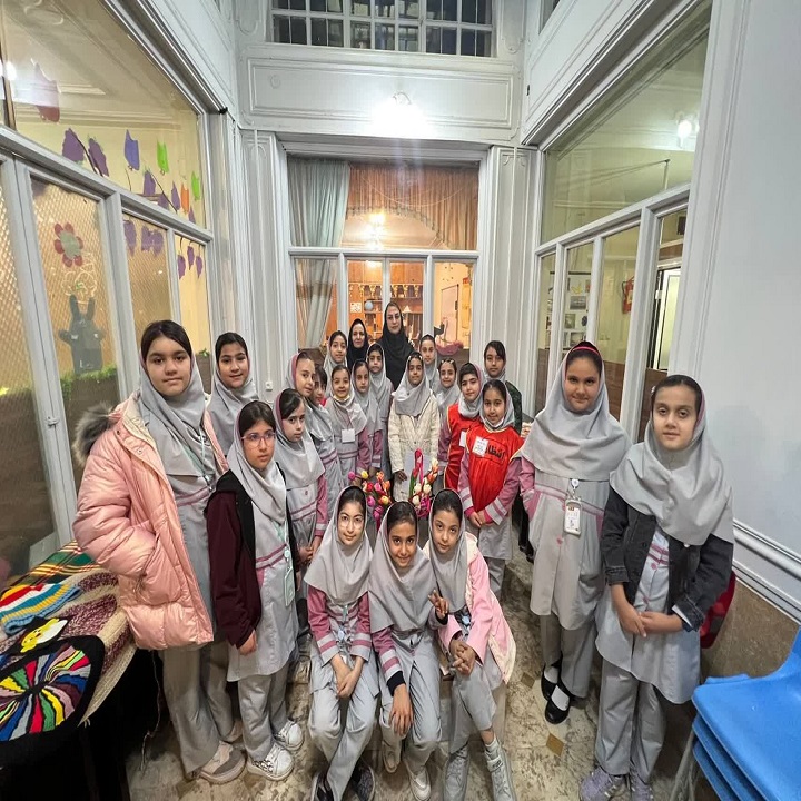 دبستان آیین زندگی